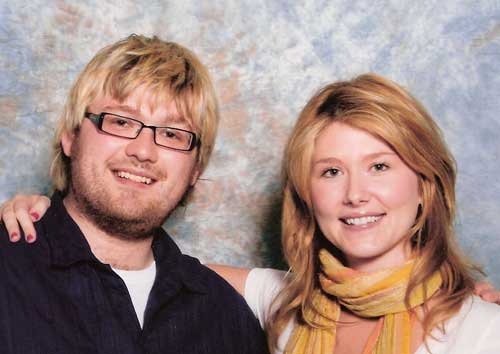 Yes....this is the proof. Jewel Staite be nice..... :) 